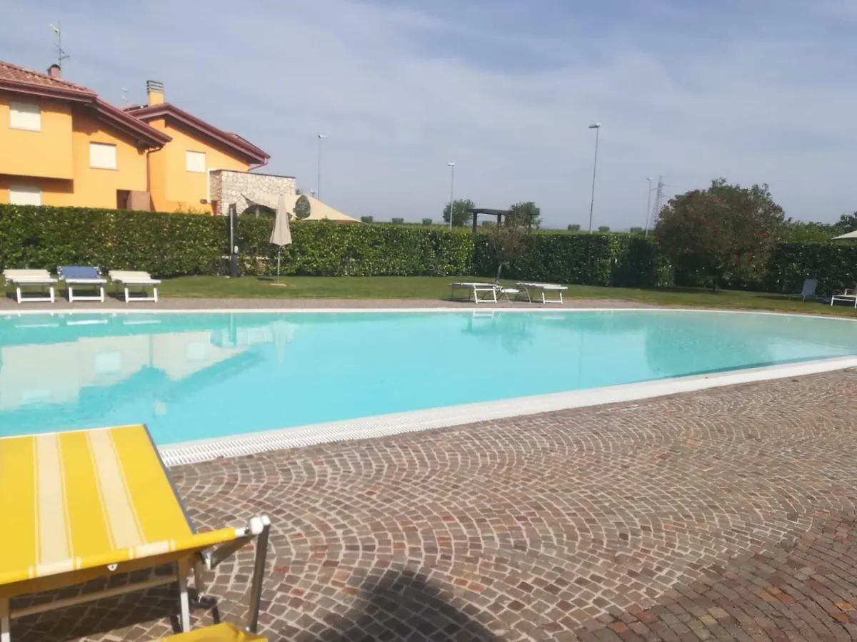 Borgo Primavera Hotel Peschiera del Garda 0*,  Italy